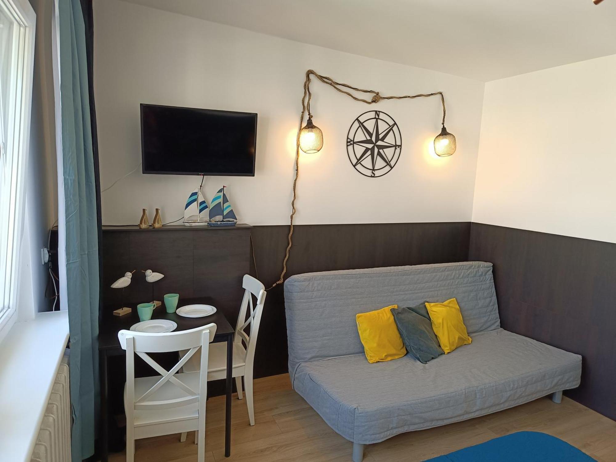 Apartment Good Night In *